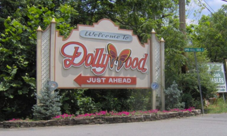 dollywood-owners-permanently-close-two-amusement-parks